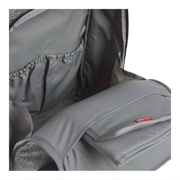 Skip Hop Baxter Diaper Backpack - 12 Pockets - Fits 17” Laptop - Unisex - Picture 3 of 9